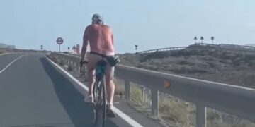 Cyclist spotted riding naked on Lanzarote