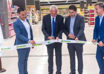 New HiperDino opens