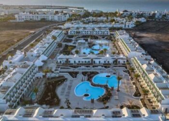 New hotel for Playa Blanca