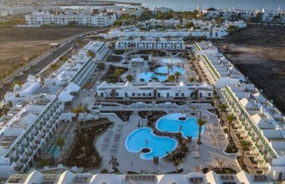New hotel for Playa Blanca
