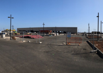 A closer look at the Playa Blanca port