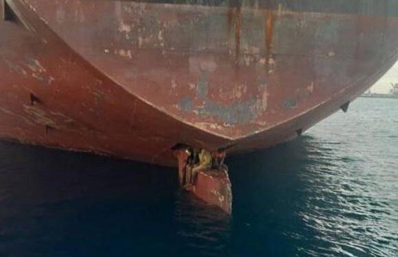 Three found on oil tanker rudder