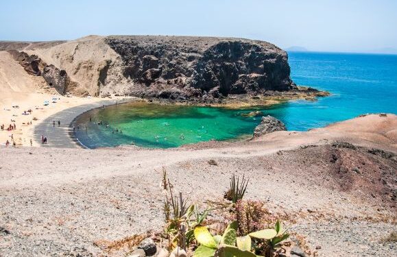 Trouble in Papagayo