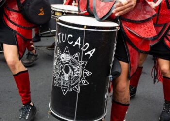 Arrecife gets the party started