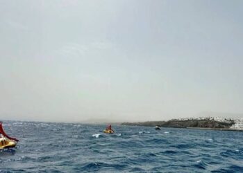 Pedalo rescue in Puerto del Carmen