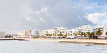 Pedestrianisation at Playa Reducto