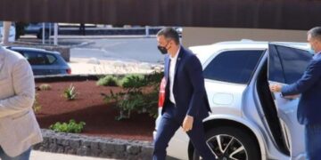 Pedro Sánchez to holiday in Lanzarote