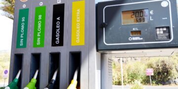 Petrol discount “discriminates against Lanzarote and Fuerteventura”