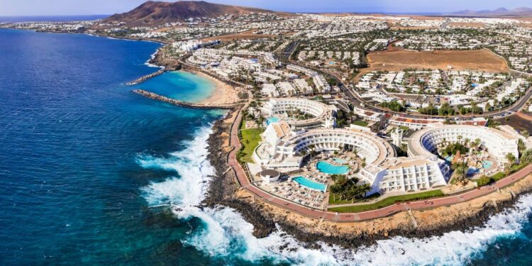 Playa Blanca among the most sustainable travel locations in Spain