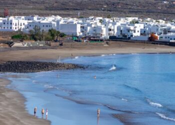 Two injured in traffic accident in Costa Teguise