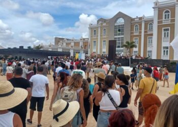 Positive coverage of demonstration