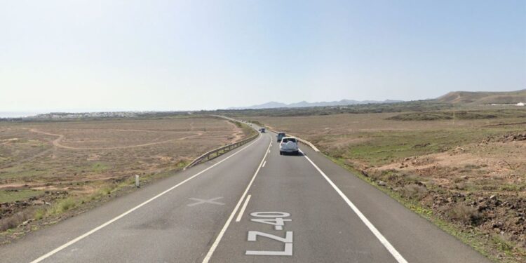 Puerto del Carmen dual carriageway opposed