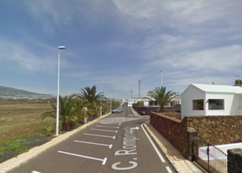 Resurfacing streets in Puerto del Carmen