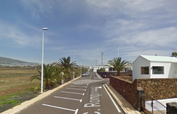 Resurfacing streets in Puerto del Carmen