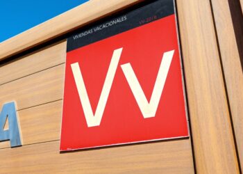 Lanzarote calls for holiday rental moratorium