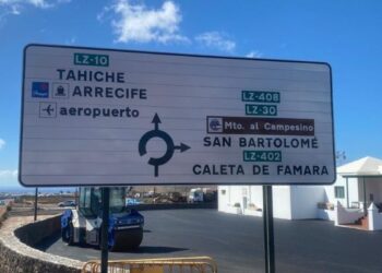 Road closure between Nazaret and Teguise