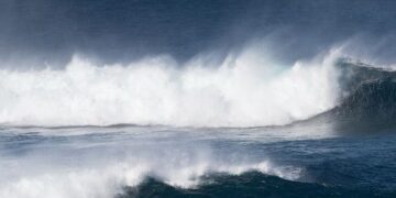 Rough sea, high winds