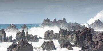 Rough seas warning