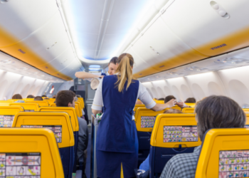 Ryanair cabin staff to strike