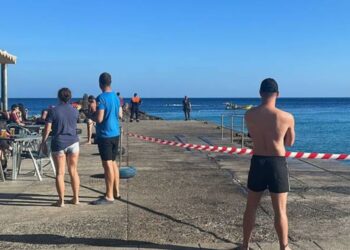 Seabed collapse at Playa Chica