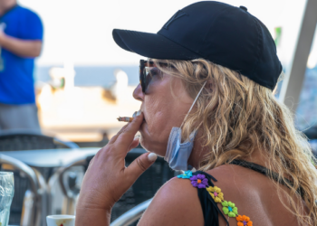 “Senseless” covid smoking decision