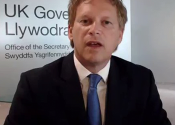 UK to consider regional air corridors