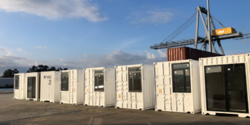 Shipping container homes for La Palma