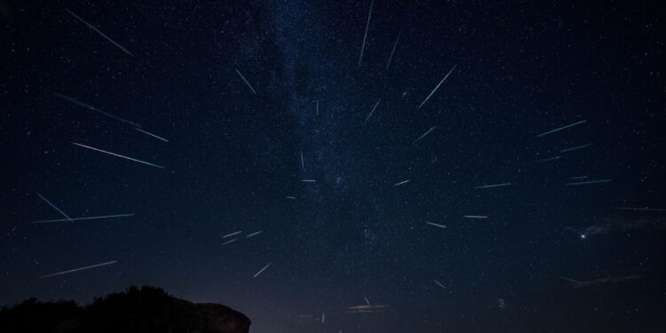Shooting stars return