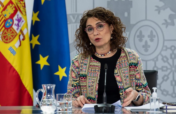 Spain lifts UK travel ban