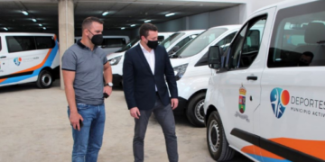 Six new vehicles for Yaiza sports clubs