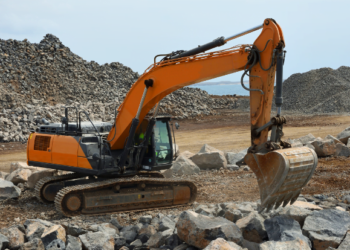 Staff shortages in tourism and construction