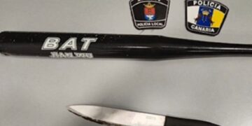 Local police seize stashed weapons