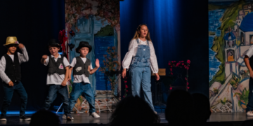Super Troupers!