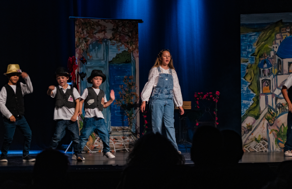 Super Troupers!