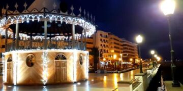 Arrecife Christmas switch on