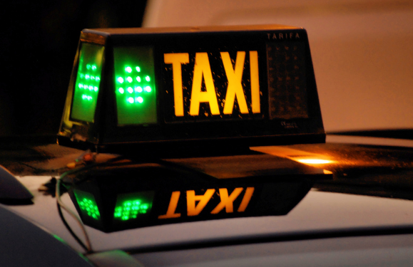 Taxi queues return