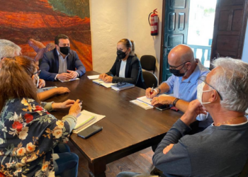 Yaiza Ayuntamiento to improve taxi services