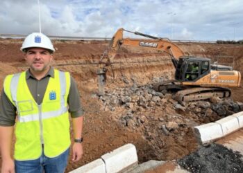 Overnight road closures at Playa Honda