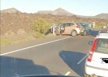 Three injured in accident involving several cars