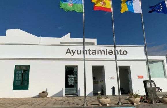 Tías Ayuntamiento terminate Insae contract