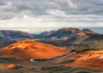 Timanfaya powers itself
