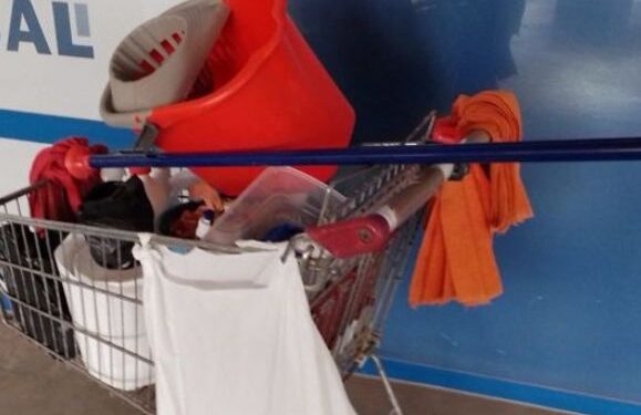 Lanzarote en Pie criticises lack of hygiene in Playa Blanca bus station toilets