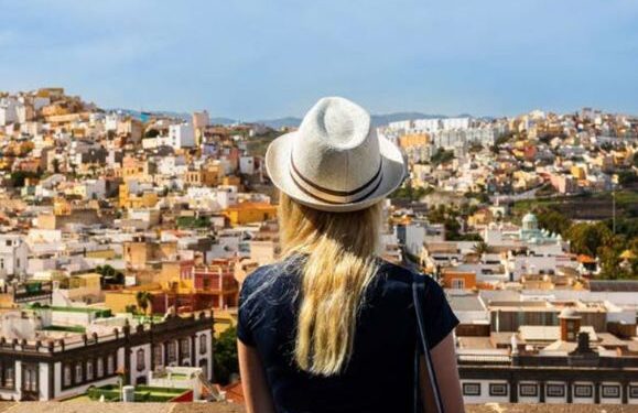 Tourism vs Residents