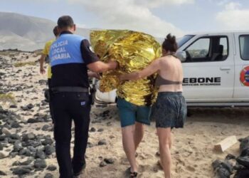 Tourist rescued at Famara