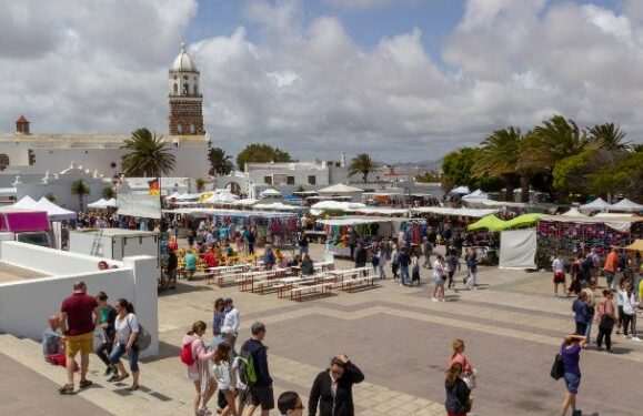 Tourist spend falls