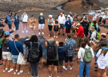 Average tourist spend increases by 25%