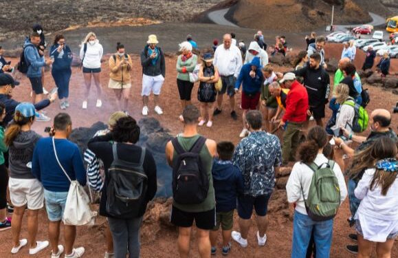 Average tourist spend increases by 25%