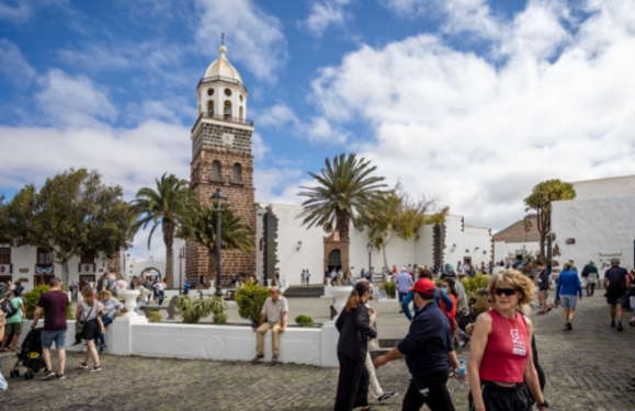 Average tourist spend increases