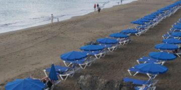 Tourists rescued at Playa Grande