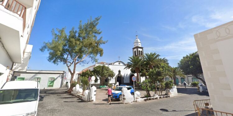 Arrecife faces difficult tree decision
